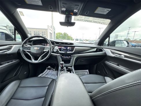 Used 2024 Cadillac XT6 Sport w/ Technology Package image 10