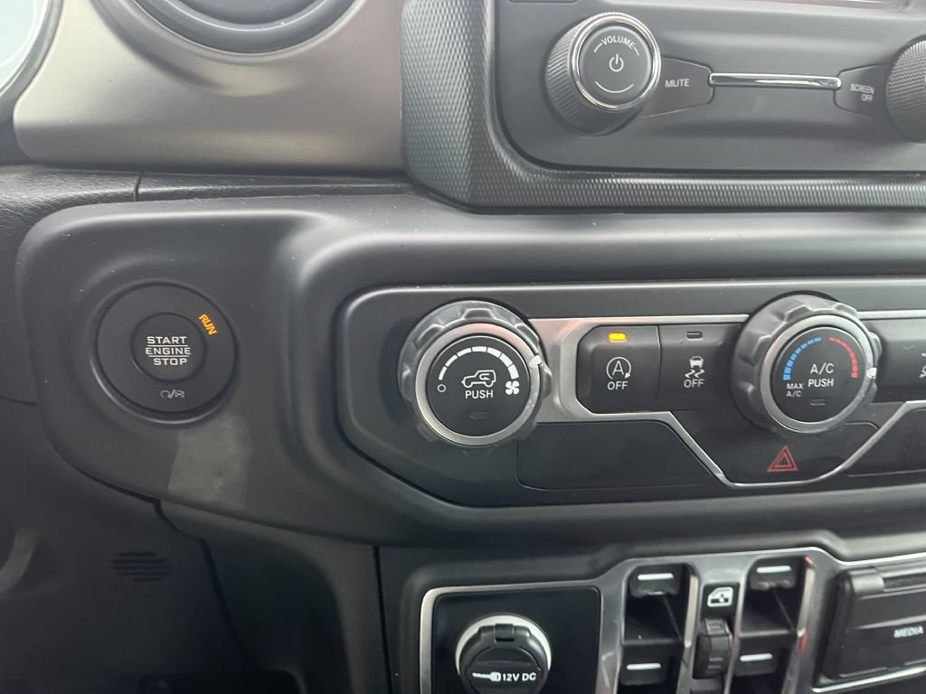 Used 2020 Jeep Wrangler Unlimited Sport S AWD/4WD image 22
