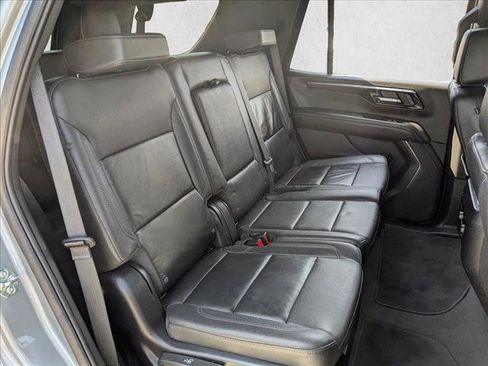 Used 2025 Chevrolet Tahoe LT AWD/4WD image 20