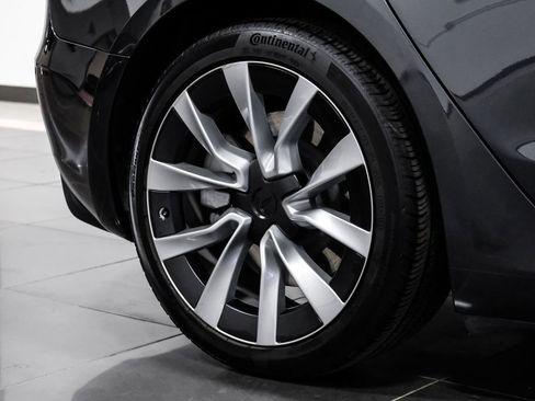 Used 2024 Tesla Model 3 Long Range RWD image 56