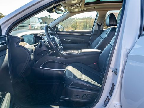 Used 2024 Hyundai Tucson Limited image 19