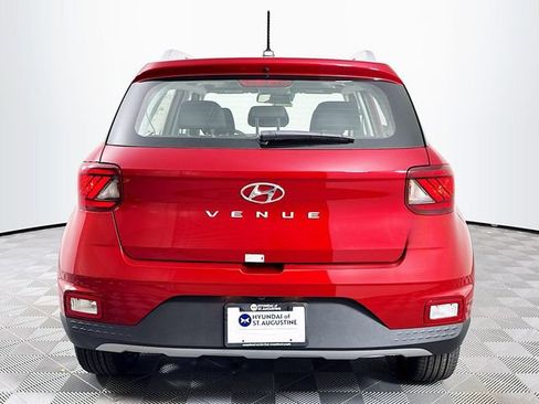 New 2026 Hyundai Venue FWD image 6