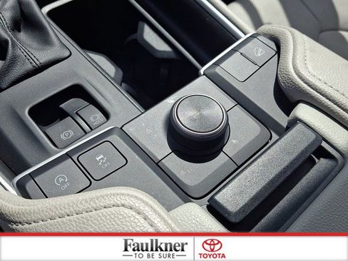 Certified 2025 Toyota Grand Highlander AWD image 24
