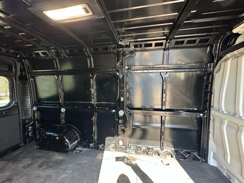 Used 2023 RAM ProMaster 2500 image 26
