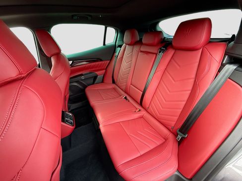 New 2025 Maserati Grecale Modena image 21