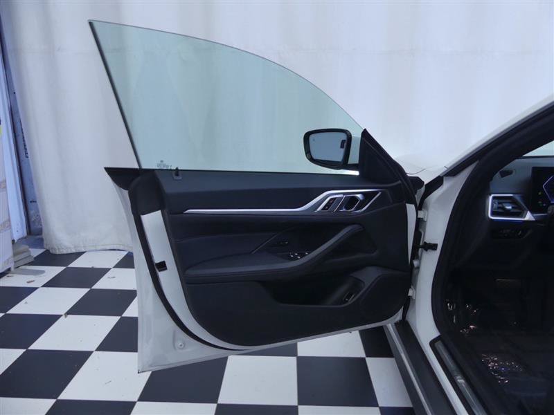 Used 2023 BMW i4 eDrive35 w/ Premium Package RWD image 26
