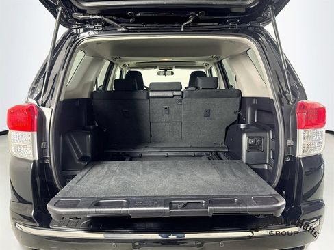 Used 2010 Toyota 4Runner SR5 RWD image 30