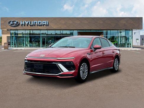 New 2025 Hyundai Sonata SEL image 1