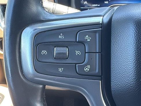Used 2024 Chevrolet Tahoe Premier AWD/4WD image 21