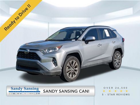 Used 2019 Toyota RAV4 XLE Premium FWD image 1