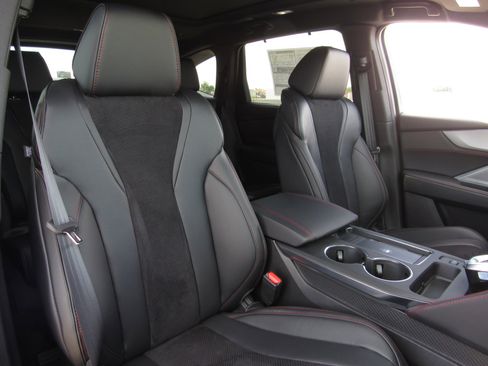 Used 2026 Acura MDX A-Spec image 11