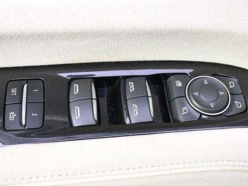 Used 2023 Cadillac Escalade Sport Platinum w/ LPO, ONYX Package AWD/4WD image 24