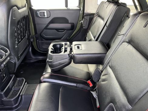 Used 2021 Jeep Wrangler Unlimited Rubicon image 29