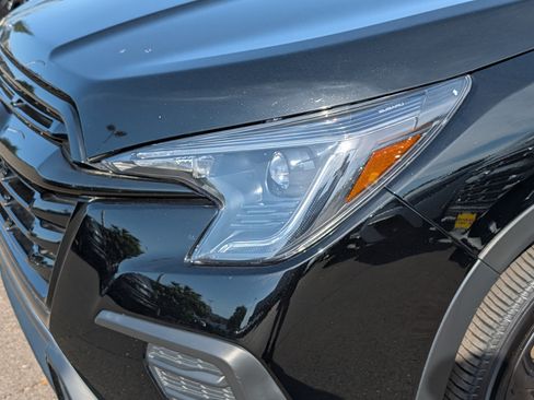 Certified 2025 Subaru Ascent Bronze Edition AWD/4WD image 16