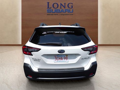 Certified 2025 Subaru Outback Premium image 9