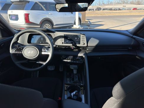 New 2026 Hyundai Elantra SEL Sport Premium image 11