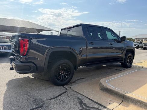 Used 2022 GMC Sierra 1500 AT4X AWD/4WD image 4