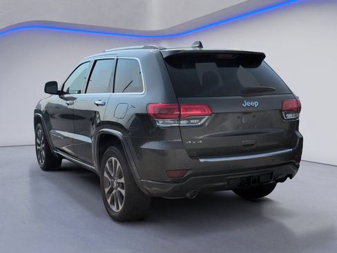 Used 2017 Jeep Grand Cherokee Overland AWD/4WD image 3