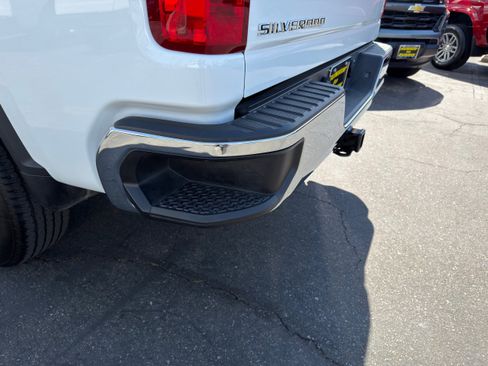 Used 2025 Chevrolet Silverado 2500 LT w/ Convenience Package image 20