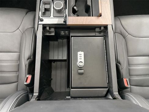 Certified 2025 Toyota Tundra Capstone image 41