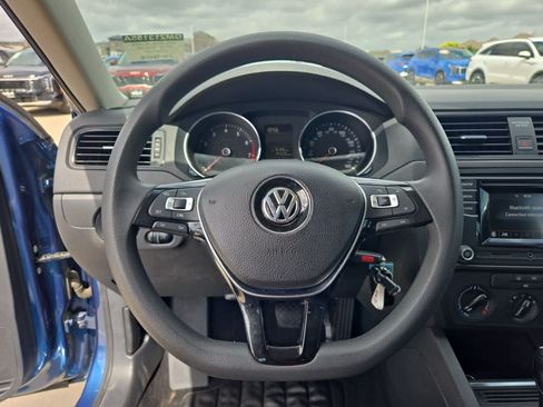 Used 2016 Volkswagen Jetta S FWD image 20