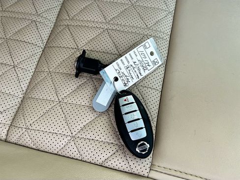Used 2022 Nissan Maxima Platinum w/ Sport Mat Group FWD image 35