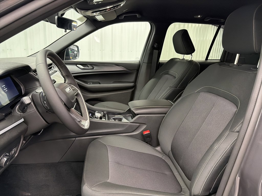 New 2026 Jeep Grand Cherokee Laredo RWD image 14