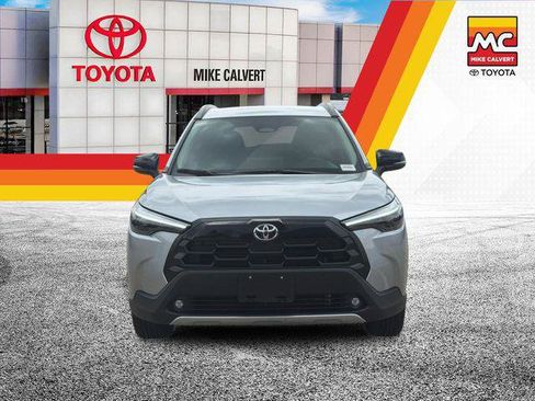Certified 2026 Toyota Corolla Cross XLE FWD image 8