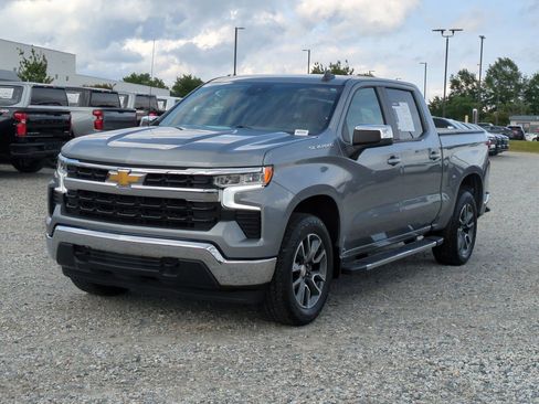 Certified 2023 Chevrolet Silverado 1500 LT AWD/4WD image 5