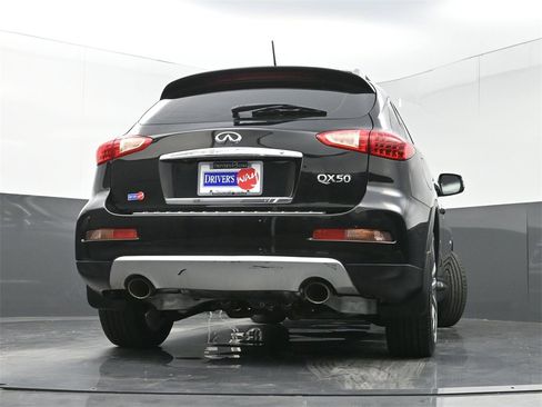 Used 2017 INFINITI QX50 Journey w/ Premium Package image 28