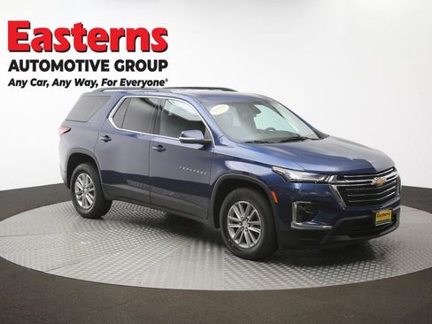 Used 2023 Chevrolet Traverse LT AWD/4WD image 49