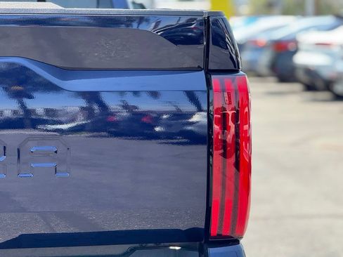 Used 2024 Toyota Tundra Limited w/ TRD Off-Road Package AWD/4WD image 15