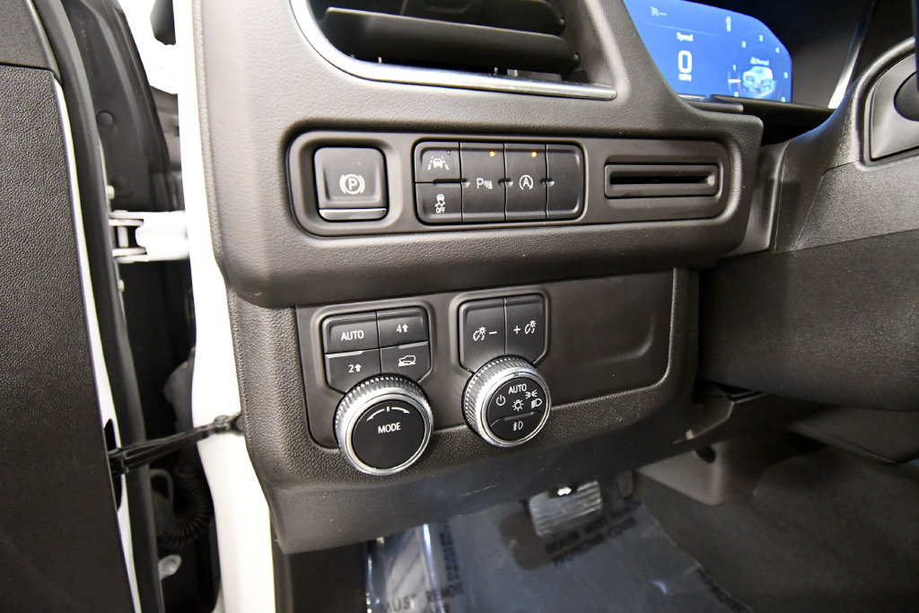 Used 2024 GMC Yukon SLE AWD/4WD image 19