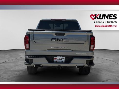Used 2023 GMC Sierra 1500 Elevation w/ Preferred Package AWD/4WD image 9