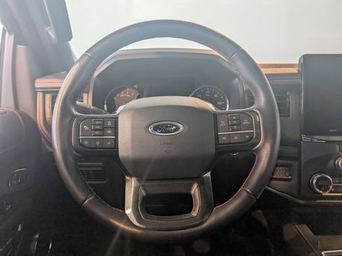 Used 2022 Ford Expedition Max Limited image 17