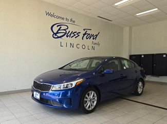 Used 2017 Kia Forte LX w/ LX Popular Package FWD video 1