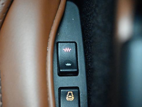 Used 2009 Aston Martin DB9 Coupe RWD image 16