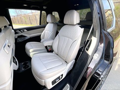 Used 2024 BMW ALPINA XB7 image 34