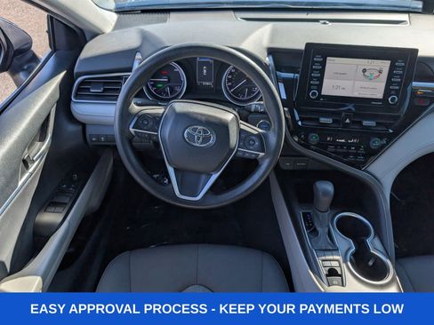 Used 2021 Toyota Camry LE image 20