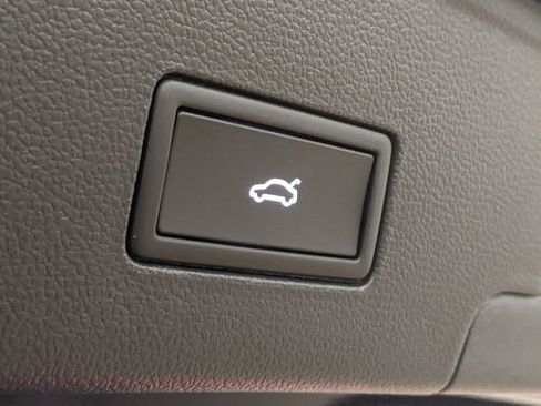 New 2026 Volkswagen Atlas Cross Sport SEL Premium R-Line image 29