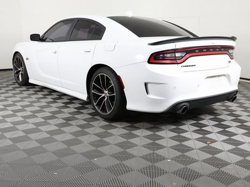 Used 2018 Dodge Charger R/T Scat Pack image 3
