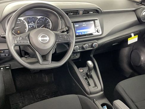 New 2025 Nissan Kicks Play S image 15