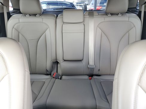 Certified 2022 Lincoln Nautilus Reserve image 19