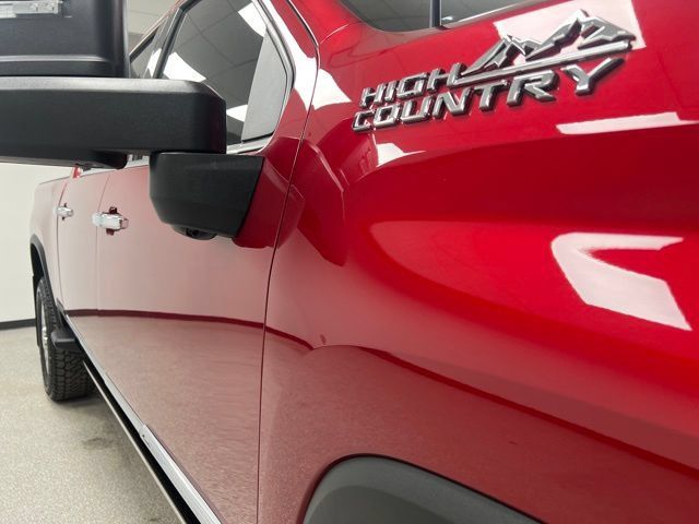 Used 2025 Chevrolet Silverado 3500 High Country w/ High Country Premium Package AWD/4WD image 12