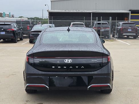 Used 2024 Hyundai Sonata SEL FWD image 5