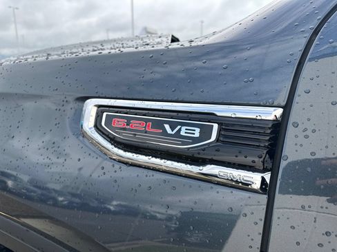 Used 2022 GMC Sierra 1500 Denali w/ Driver Alert Package II AWD/4WD image 13