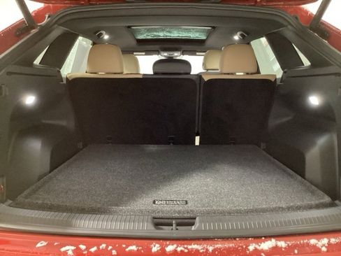 Used 2024 Volkswagen Atlas Cross Sport SEL R-Line image 8