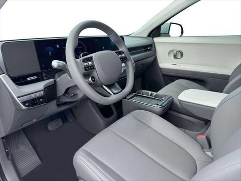 New 2026 Hyundai Ioniq 5 SEL RWD image 14