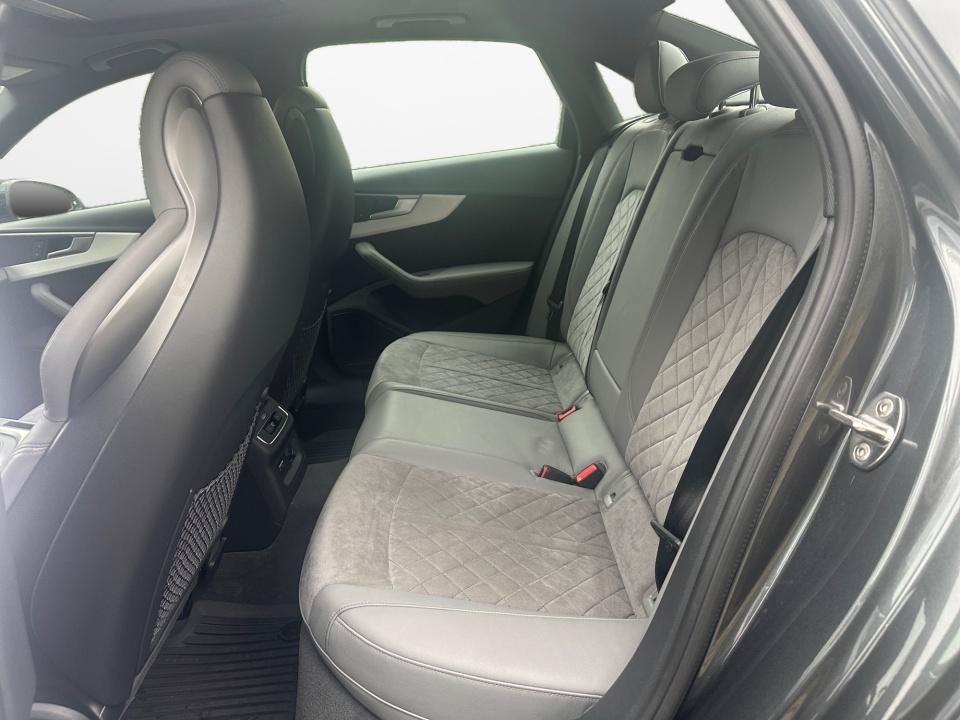 Used 2019 Audi S4 Prestige w/ Prestige Package AWD/4WD image 13