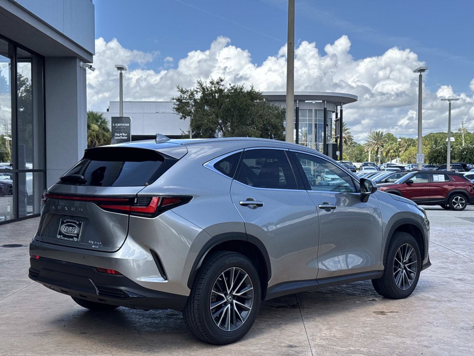 Used 2023 Lexus NX 350 AWD image 3